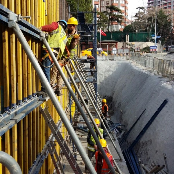 Karayolu Alt Geçit (HU2+240) İnşaatı Projesi